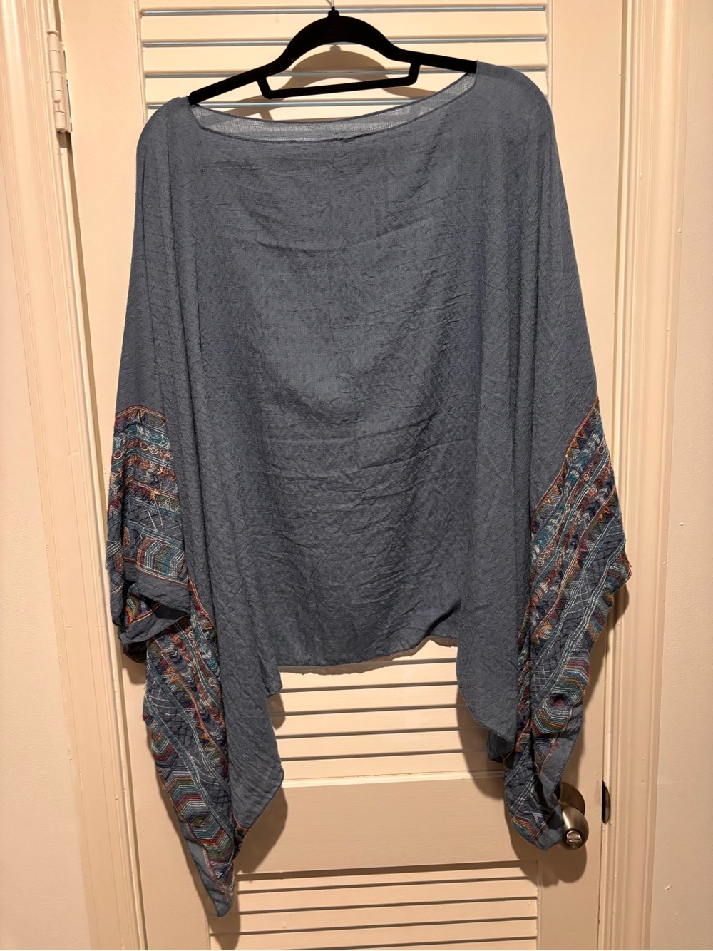 Light Blue Boho Batwing Women's Pancho with Patterned Sleeves
